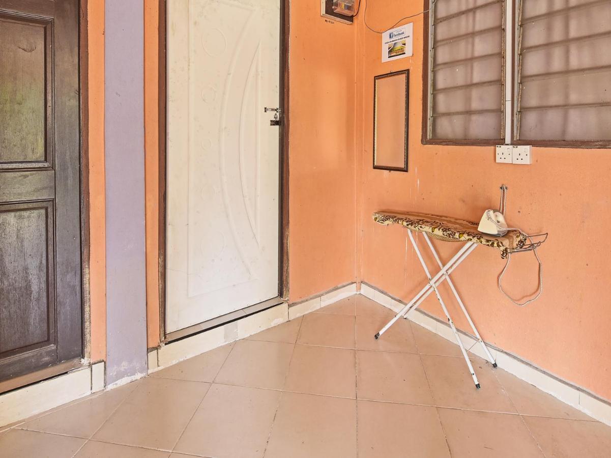 קוטה בארו Oyo 90454 Haza Harmoni Guesthouse מראה חיצוני תמונה