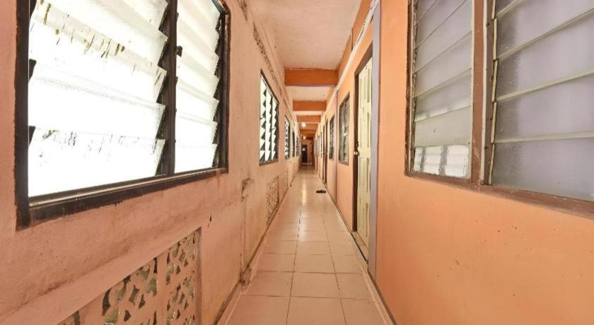 קוטה בארו Oyo 90454 Haza Harmoni Guesthouse מראה חיצוני תמונה
